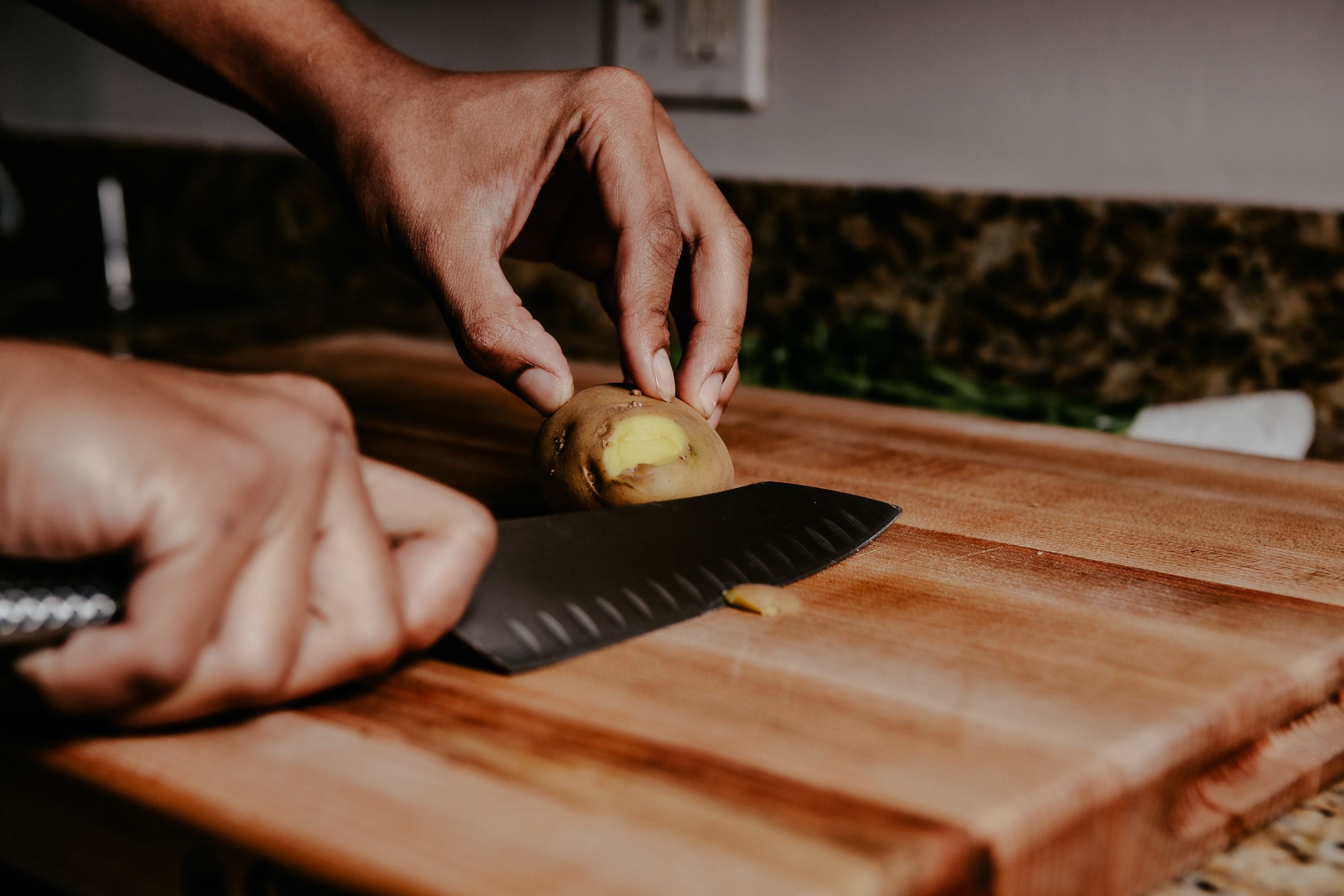 5 Things You Should Never Do With Your Knives