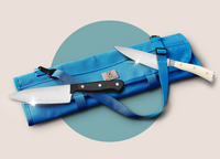 Travelling with knives